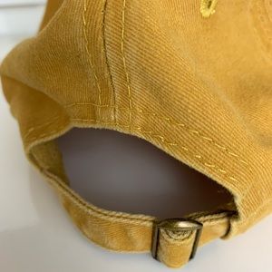 Hustle right loaf hats.